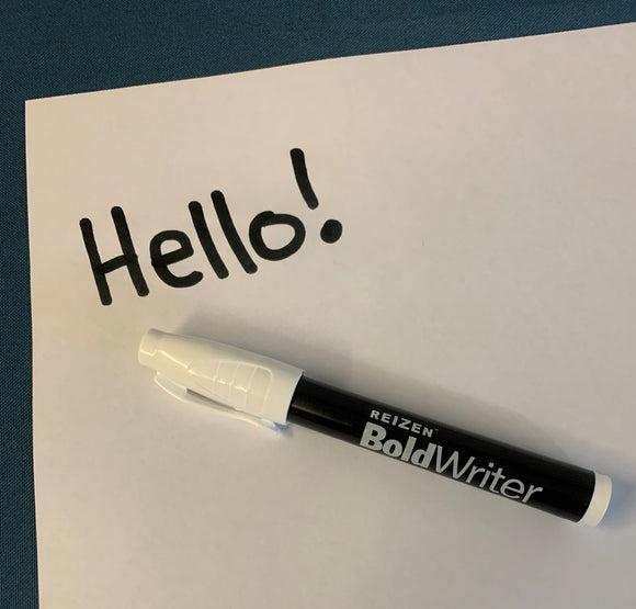 Reizen BoldWriter 40 shown on a white sheet of paper with 